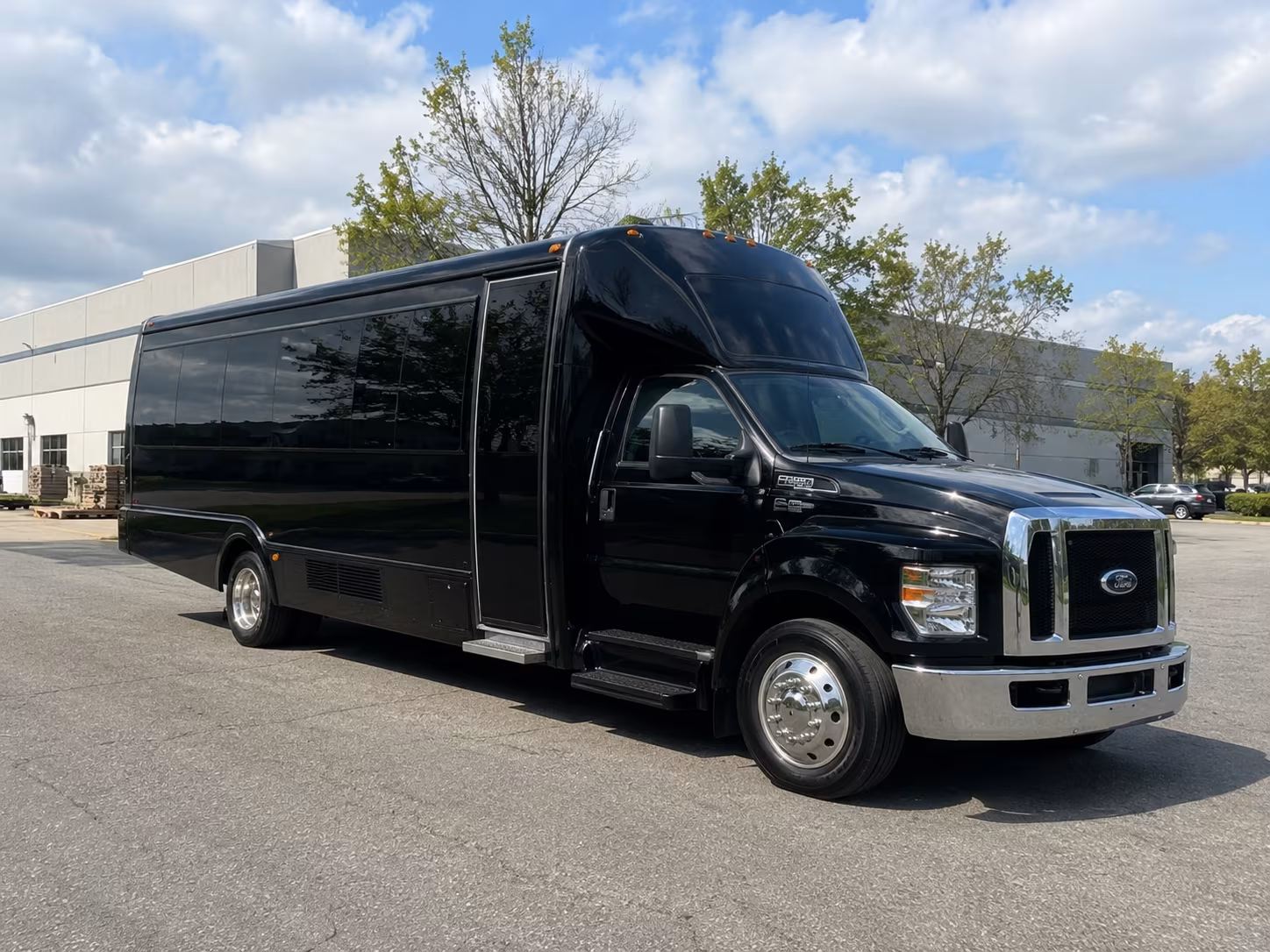 Glendale Winery Tour & Pub Crawl Transportation party bus exterior